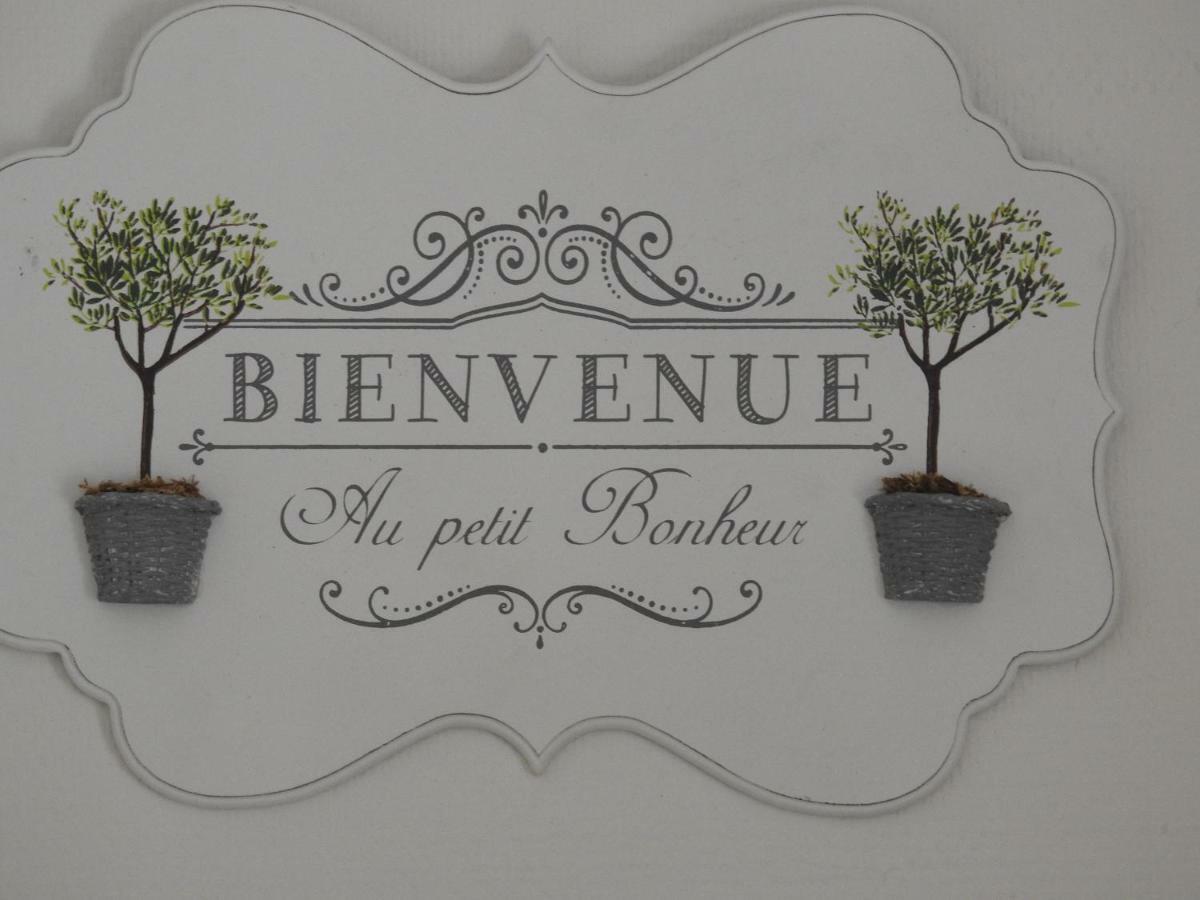 Les Demeures De La Laigne Bed and Breakfast Allas-Bocage Exteriör bild