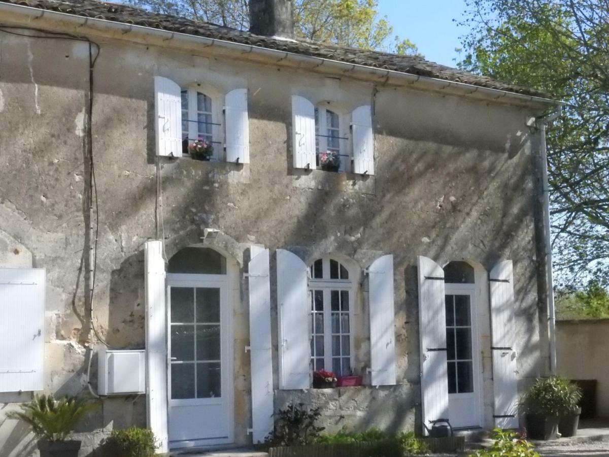 Les Demeures De La Laigne Bed and Breakfast Allas-Bocage Exteriör bild